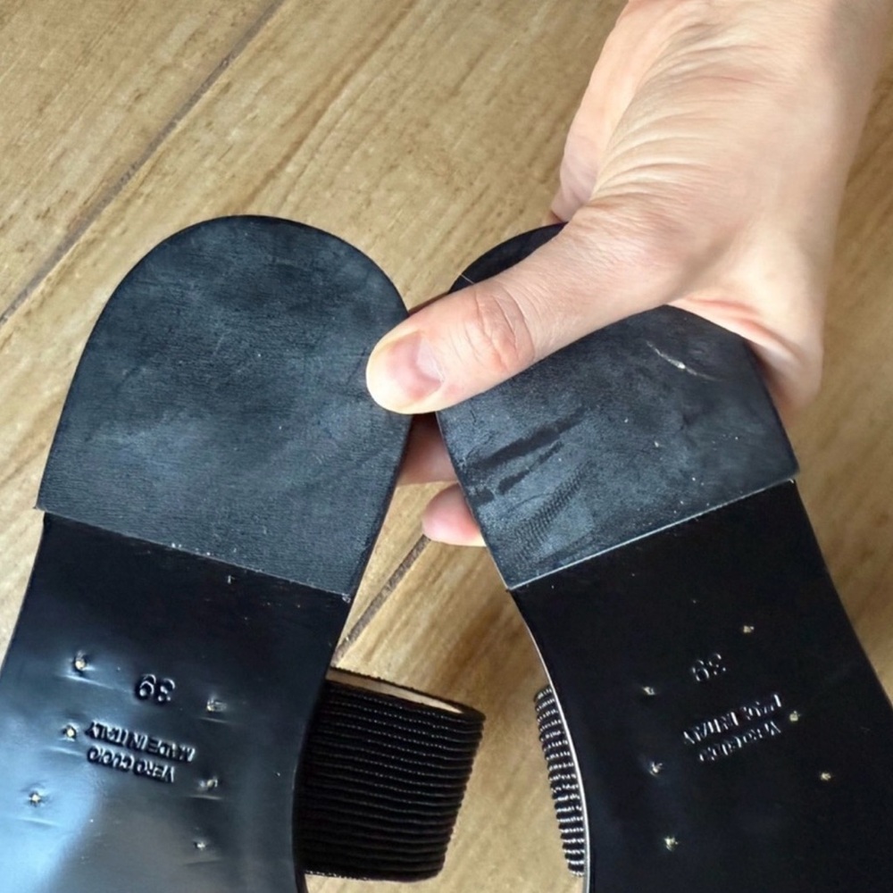 NEW AMANU Embellished Black Sandals - Picture 6 of 6